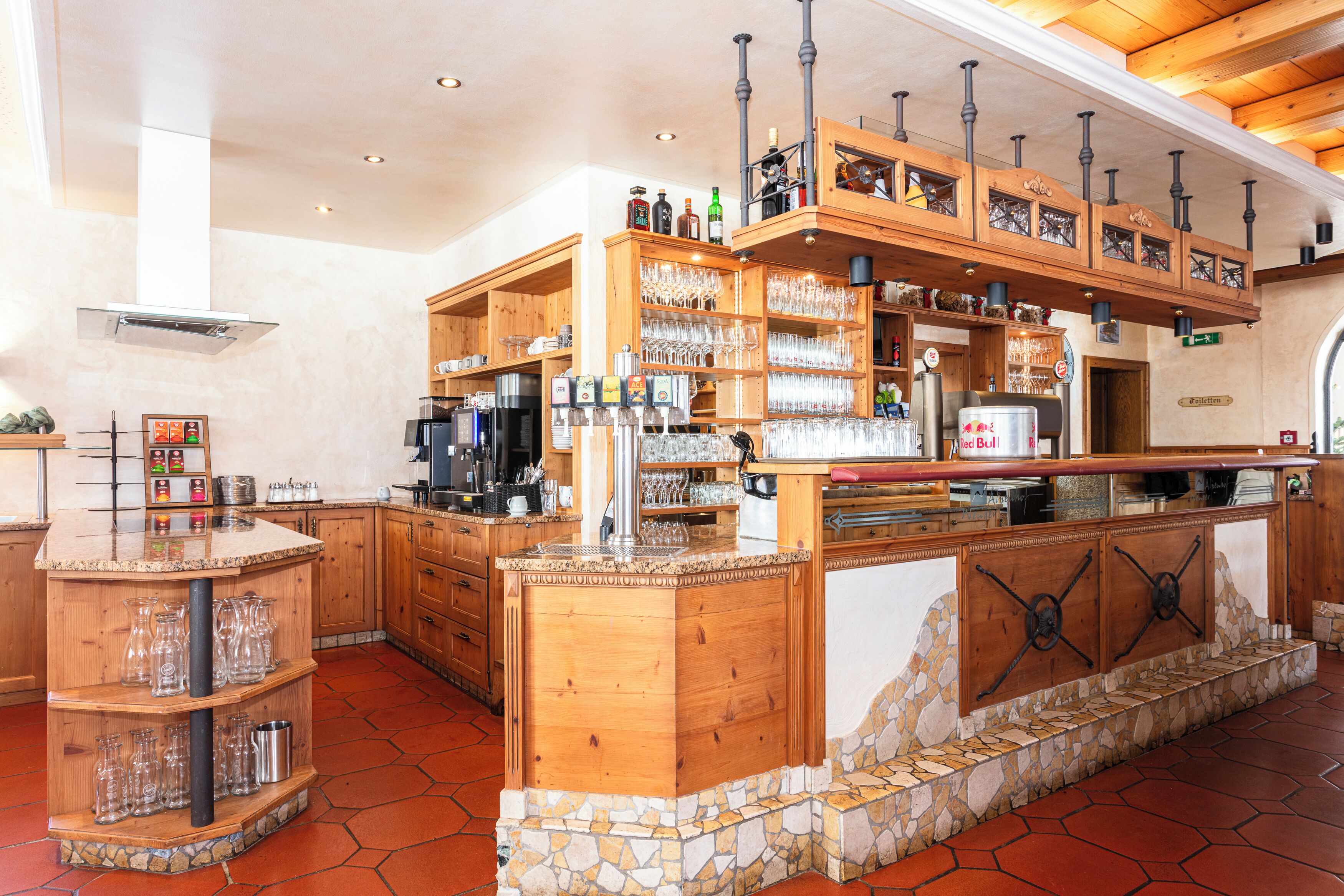 Bar (in der Unterkunft)