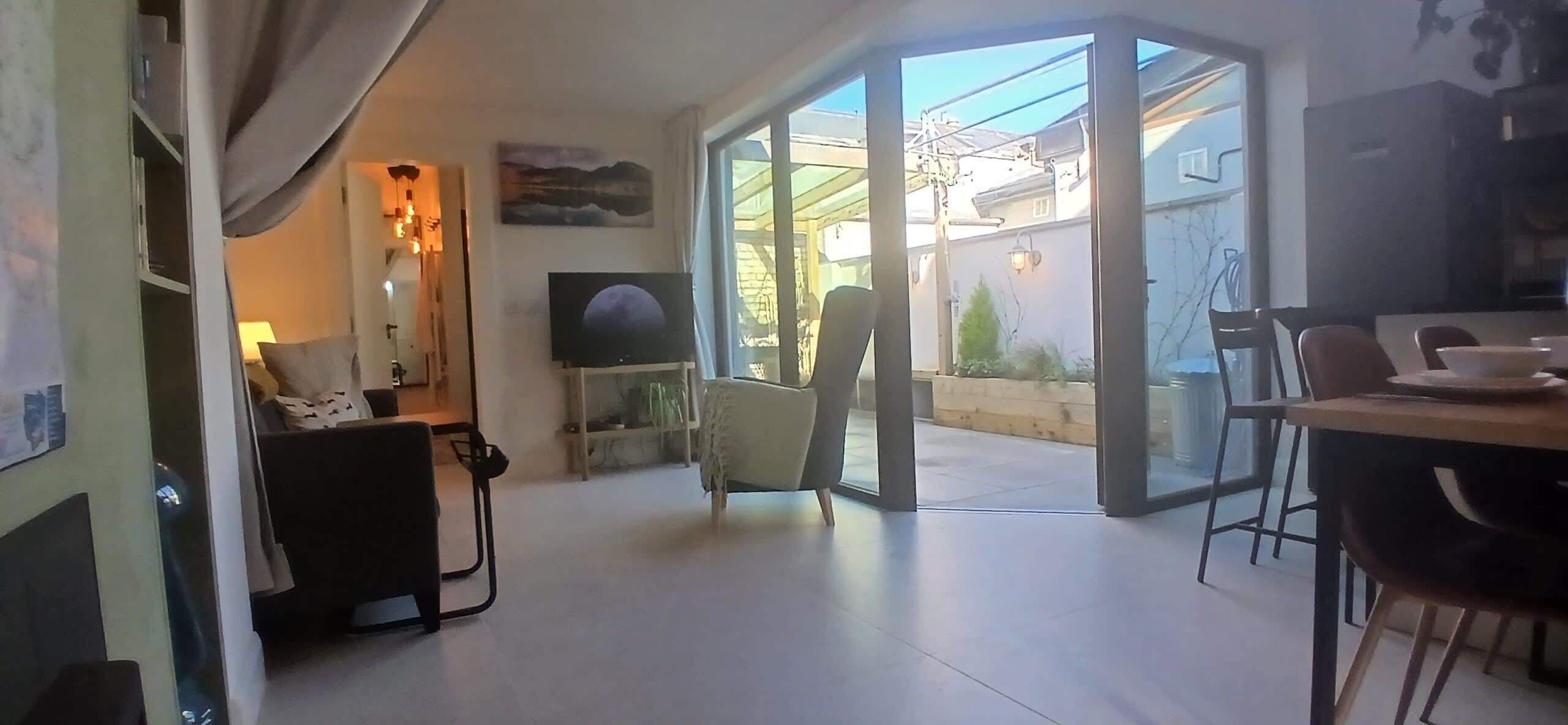 TV, DVD player, stereo, offices