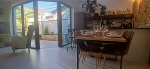 Dining - Stylish Cottage with Loft Sleeps 4 (Dublin)