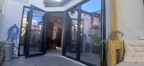 Unclassified image, 4 of 22, button - Stylish Cottage with Loft Sleeps 4 (Dublin)