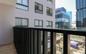 Property grounds - w* | Engaging & Cozy  1BR w/ Balcony in San Isidro (San Isidro)