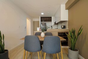 Dining - w* | Engaging & Cozy  1BR w/ Balcony in San Isidro (San Isidro)