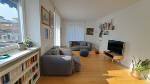 Living area - Tolstoy Suite - 2 bedrooms apartment - Elegance in Tortona District (Milano)