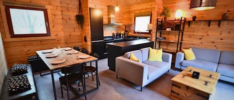 Chalet | Living room