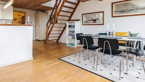 House | Bahagian dalam