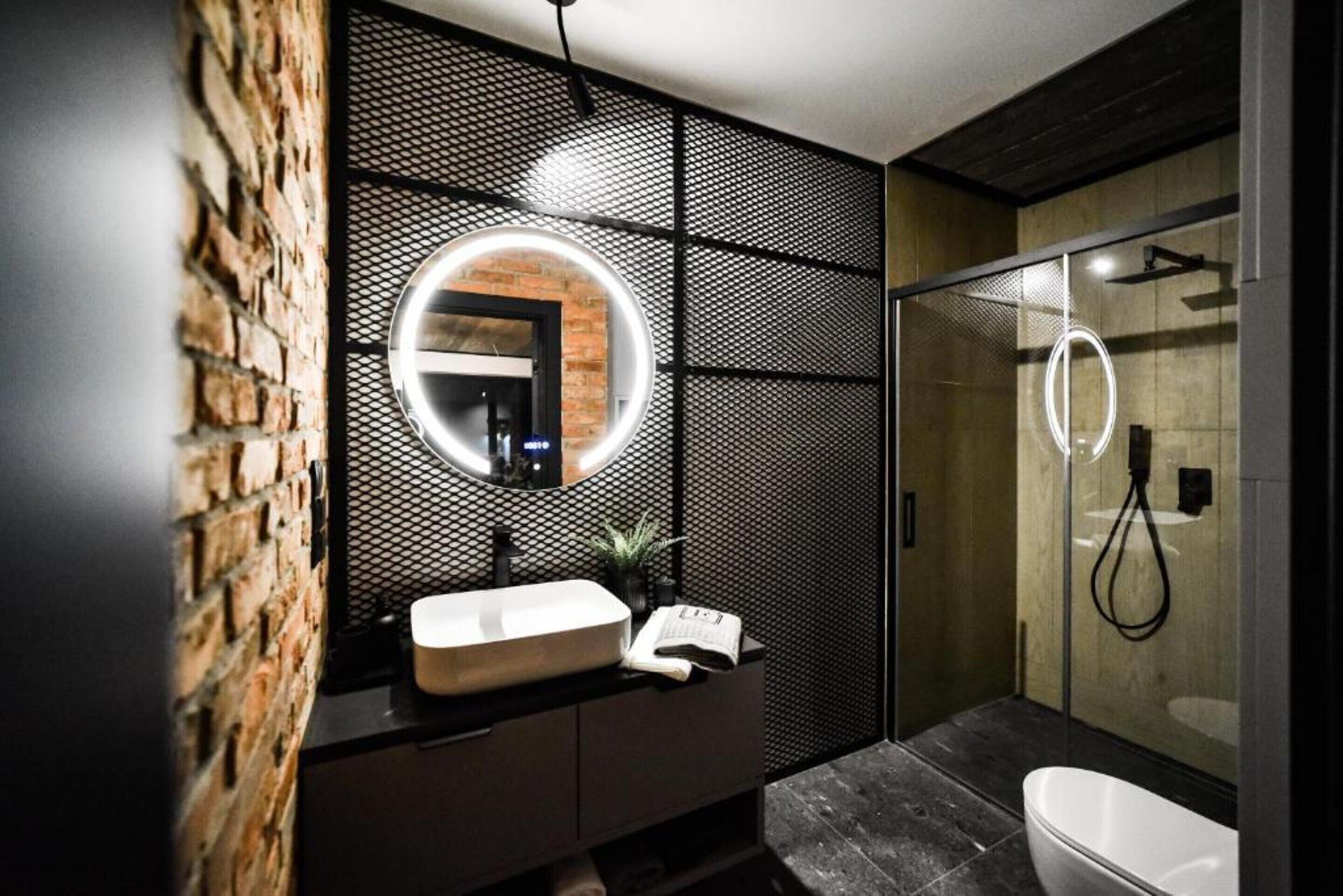 House | Bathroom