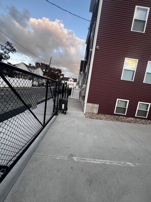 Property grounds - Almira Private Bungalow (Providence)