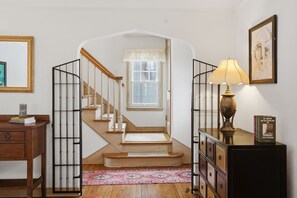 Interior - MINNeSTAY* Como Classic (St. Paul)