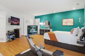 Bügeleisen/Bügelbrett, kostenloses WLAN, Bettwäsche