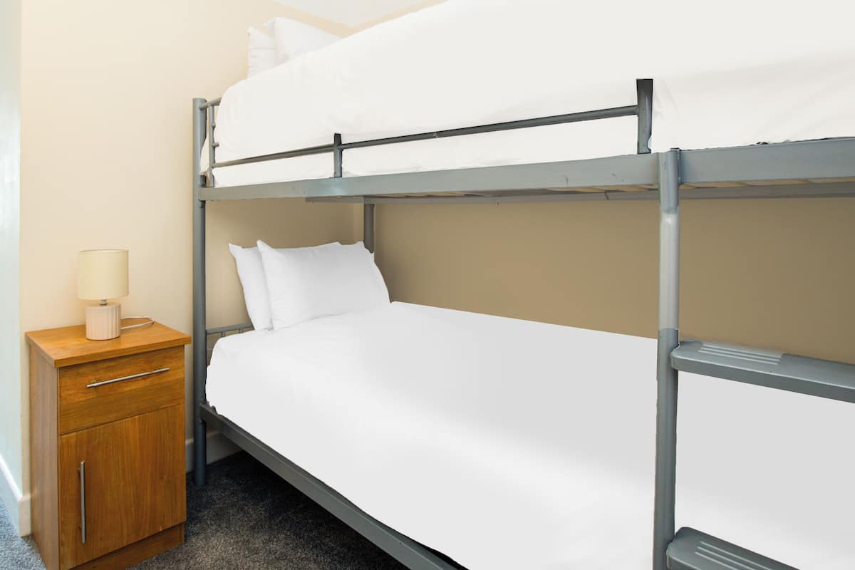 Classic Quadruple Room, Multiple Beds, Ensuite