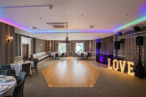 Ballroom - Russell Court Hotel Bournemouth Central (Bournemouth)