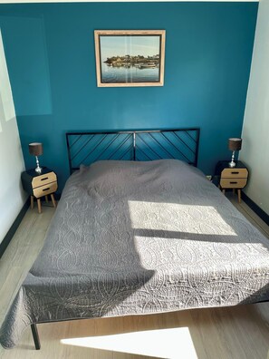 1 bedroom, iron/ironing board, free WiFi, bed sheets