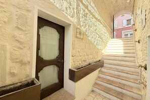 Exterior detail - N310 - Numana, new studio apartment with air conditioning (Numana)