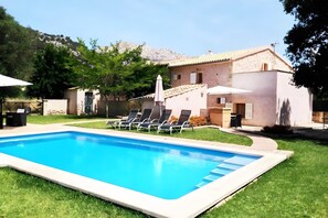 Pool - Villa 'Can Bandris' with Mountain View, Wi-Fi and Air Conditioning (Illes Balears)