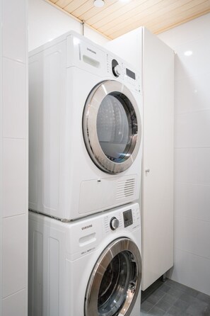 Apartment, Courtyard View | Bahagian dalam