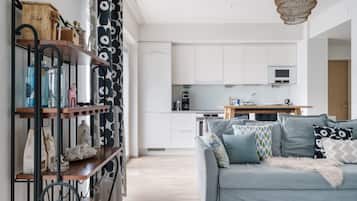 Appartement, vue cour intérieure | Coin séjour