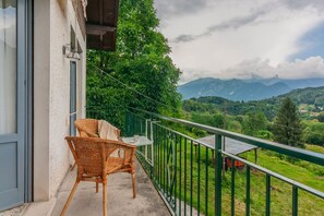 Property grounds - Bellagio Charming Countryside Apartment (Gallasco-cernobbio)