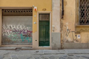 Exterior - Stufa Apartment by Mamo Florence (Florence)