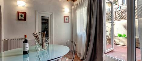 Apartment | Living area