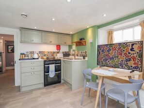 Cottage | Private kitchen - Apartment at Mulgrave House (Saltburn-by-the-Sea)
