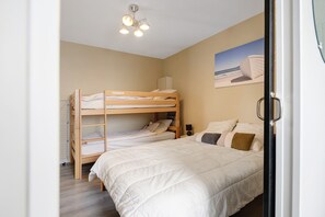 1 dormitorio, tabla de planchar con plancha, wifi