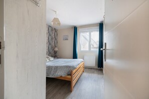 2 Schlafzimmer, Bügeleisen/Bügelbrett, WLAN