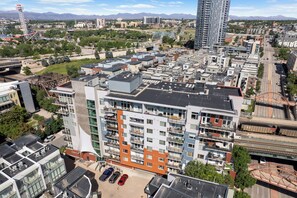 Exterior - Modern Furnished Loft w Parking + Balcony Near Union Station (Denver)
