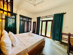 Room - cormorant bath (SP)