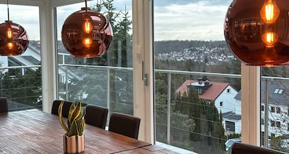 Top location: Spacious and sunny villa overlooking Stuttgart