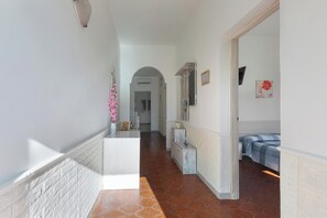 Iron/ironing board - Casa Mare Blu by BarbarHouse (San Pietro in Bevagna)