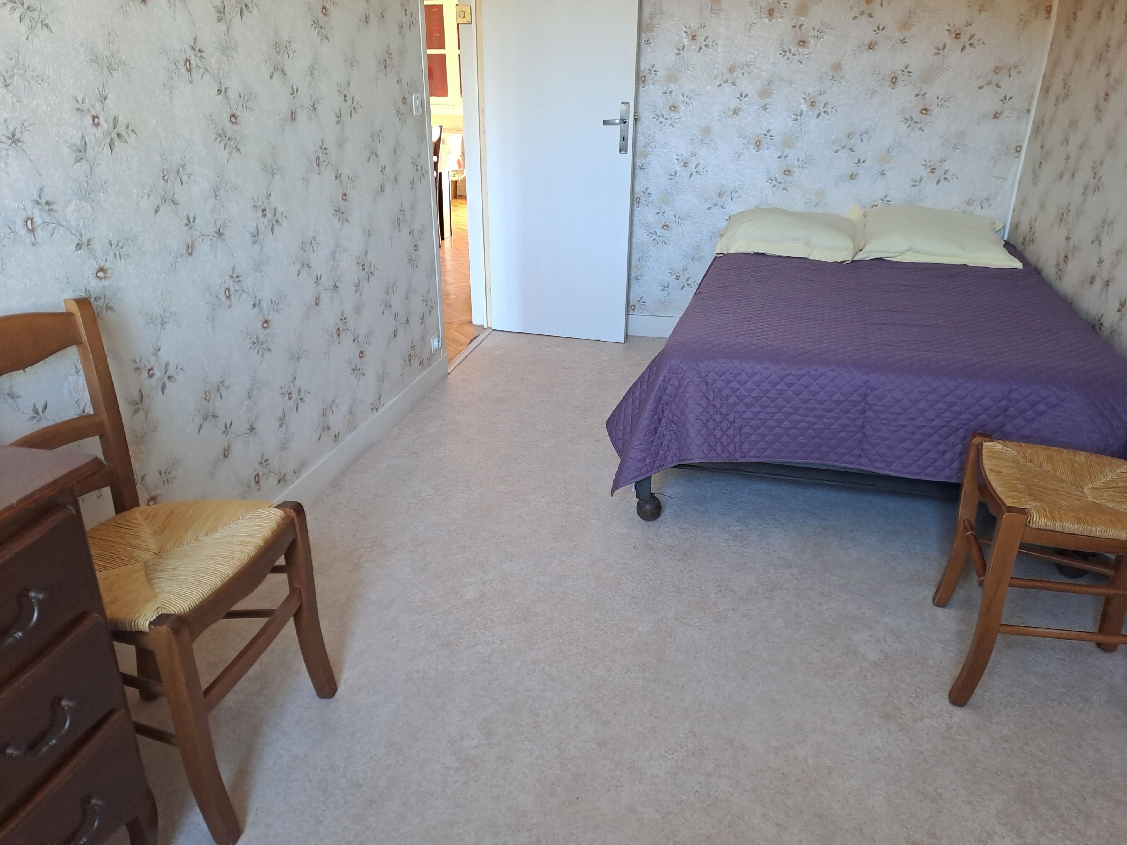 3 habitaciones, internet y ropa de cama 