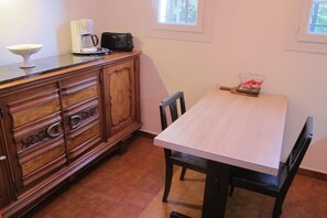 Dining - Bel appartement 3 pièces dans résidence avec piscine (Saint-Raphaël)