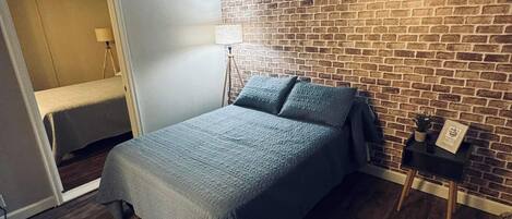 Classic Single Room