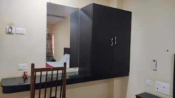 Deluxe Double Room | Interior