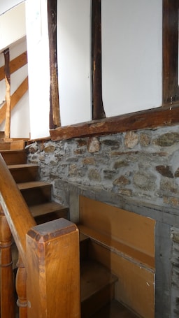 Interior. Renovated Village House in the Mountains Near Bagnères de Luchon