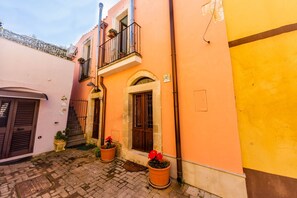 Exterior detail - La Casa di Simone - Palazzolo Acreide (Palazzolo Acreide)