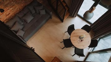 House | Dining