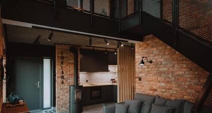 Large Holiday Home With a Jacuzzi on the Terrace