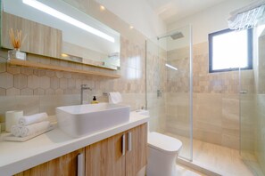 Shower - 2 Bedroom Condo - Rooftop Pool Opal405 (Playa del Carmen)