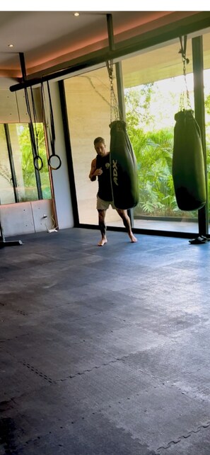 Fitness facility - Luxurious Large PH with ProGym&Beach Club Shuttle (Tulum)