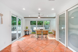 House | 3 bedrooms - Playa Del Fox Pool Luxury Villa (Fort Lauderdale)