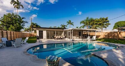 Fox Lagoon Pool Spa Villa 6BD Luxury Stay