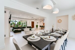 House | 4 bedrooms - Fox Pearl 4Bd Pool House- Las Olas Luxury Getaway (Fort Lauderdale)