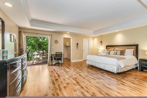 Apartment | 5 bedrooms - Salty Fox 5BD Oasis w Spa Beach Downtown (Fort Lauderdale)