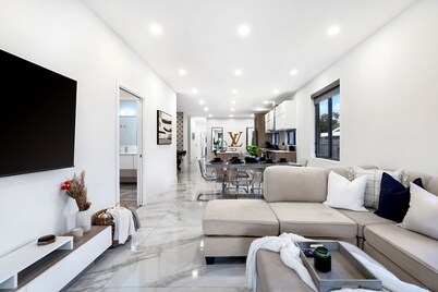 Fox Grand Residence- 6bd, 2 Pools & Pool Table