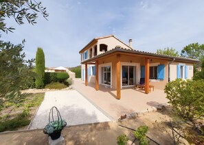 Exterior - Ardèche Villa for Rent (Vallon-Pont-d'Arc)