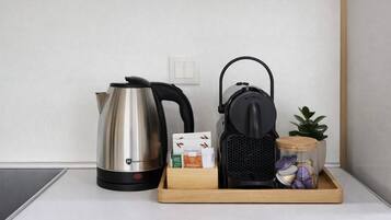 Kaffee und/oder Kaffeemaschine