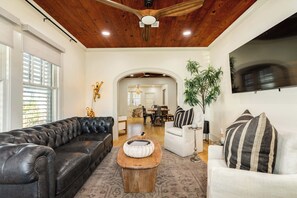 TV, offices - Mod About The Beach - Pergola Hangout, Own Yard! (Galveston)