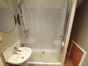 Shower - Seascape (Hunstanton)
