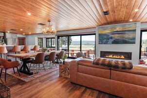 Hus Deluxe - uteplats - sjöutsikt | Interiör